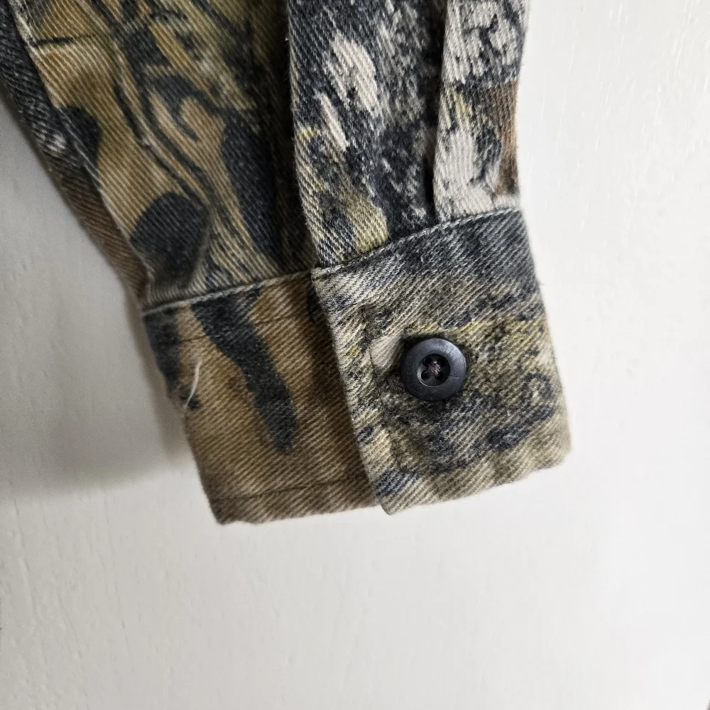 Cabela's Camo Button Up Shirt Kids 12 - Picture 5 of 9